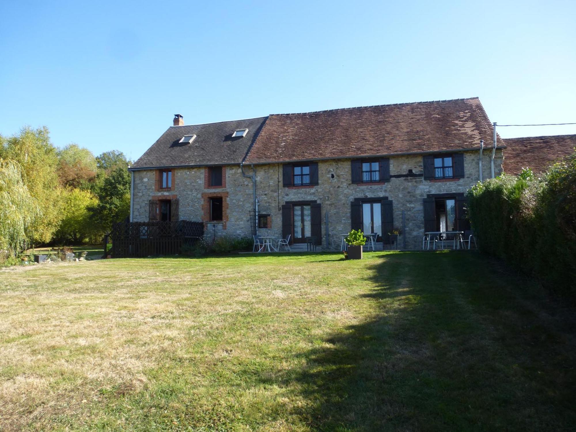 Les De Montinazeau - Free Wi-fi And Seasonal Solar Heated Swimming Pool Cheniers