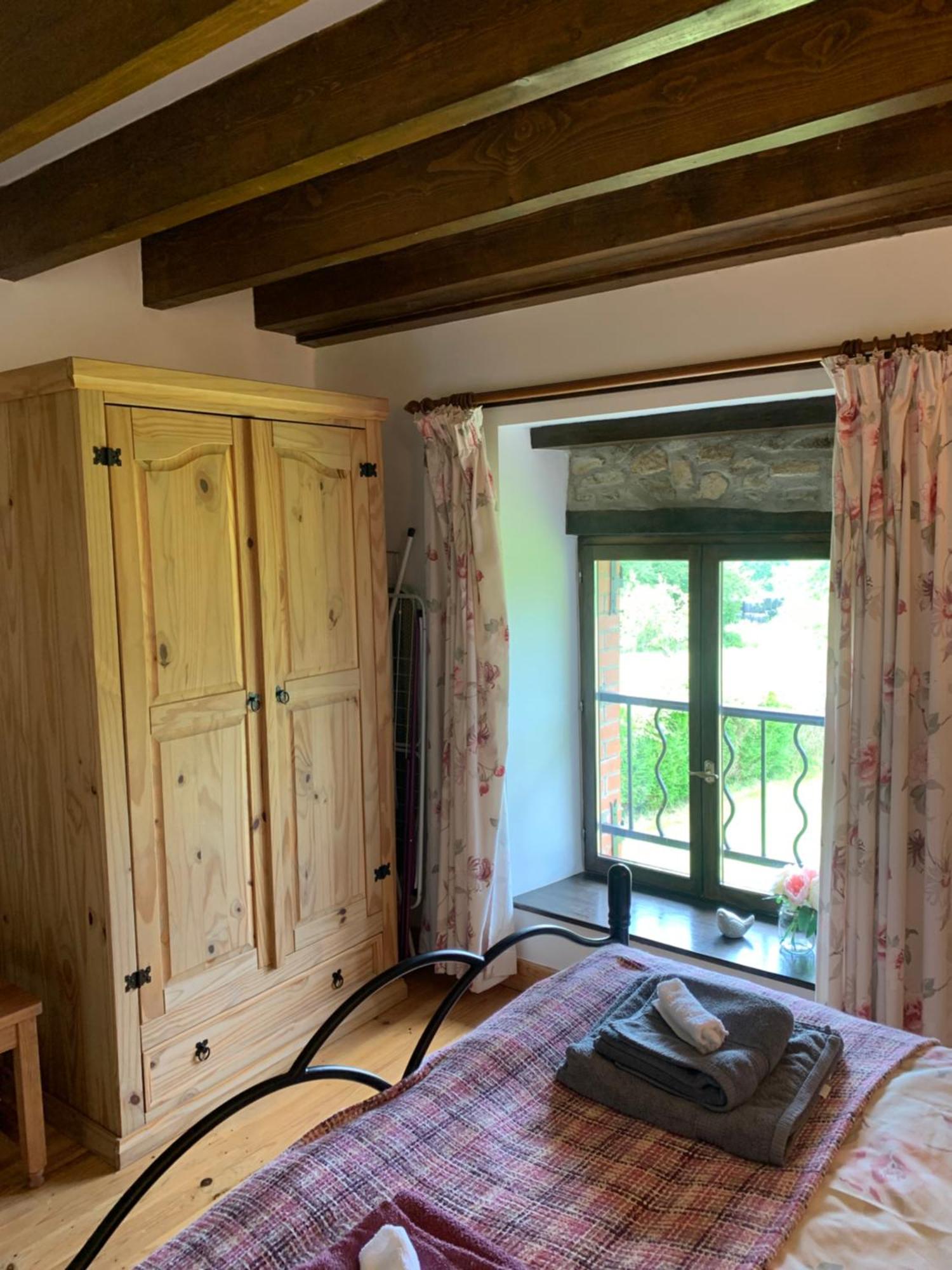 Les De Montinazeau - Free Wi-fi And Seasonal Solar Heated Swimming Pool Holiday home